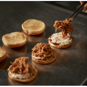 Novameat Pulled Pork Style 500g — Maiale veg sfilacciato 2