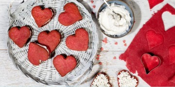 Biscotti di San Valentino in velluto rosso